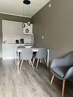 d74efec1-8a75-48b5-b511-576725c9f307