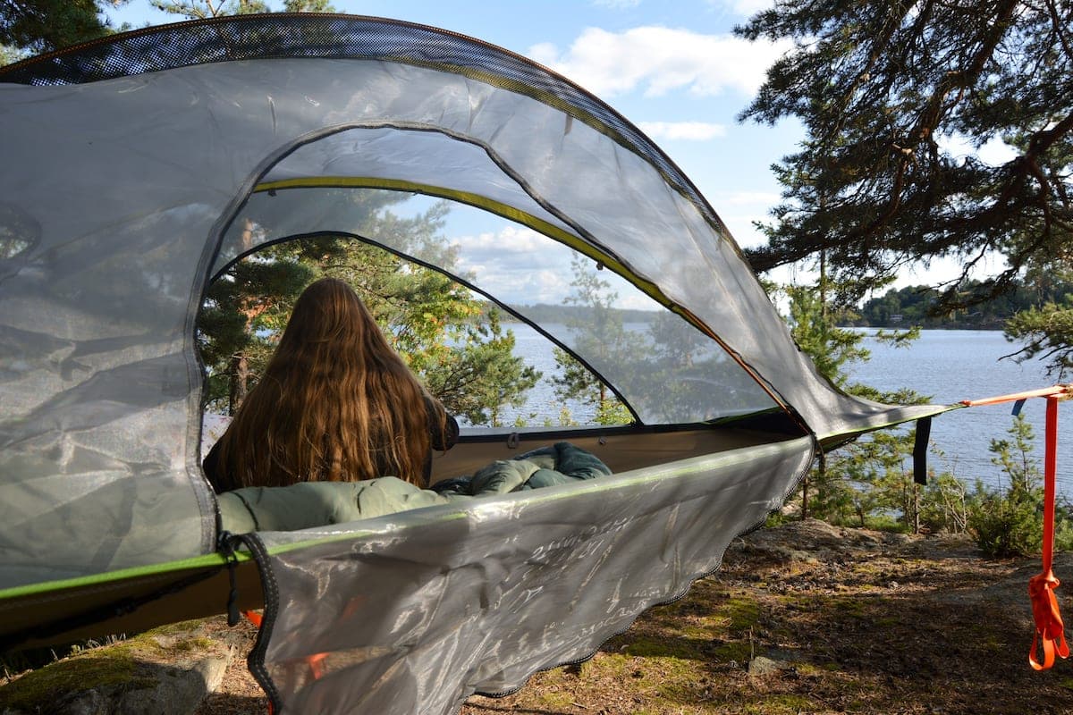 Øyerenopplevelser - Svevetelt med gjest